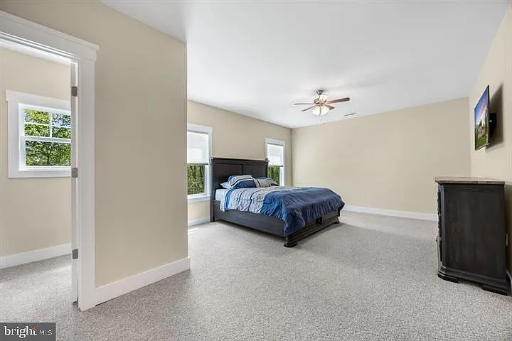 109 Seth Dr — Photo 40