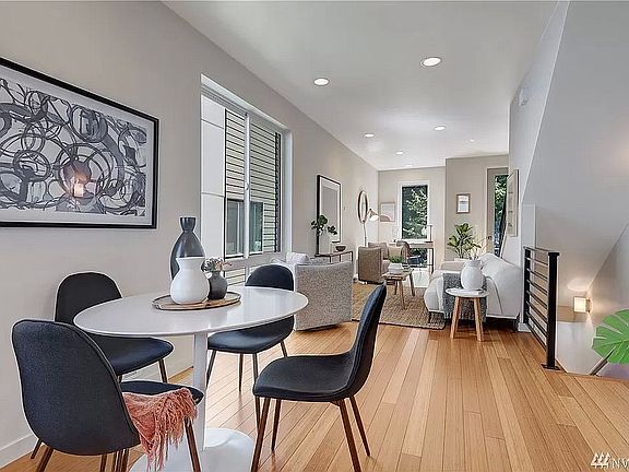 3rd image of 3809 Martin Luther King Jr Way S #A