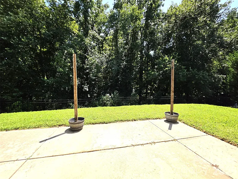 2053 Pine Siskin Ct — Photo 28