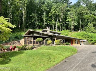 1707 Solod Dr, Morristown, TN 37814
