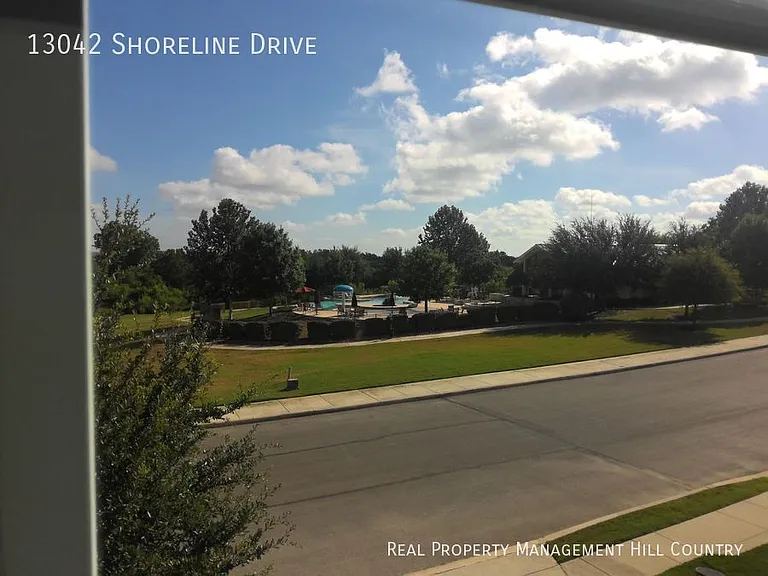 13042 Shoreline Dr — Photo 29