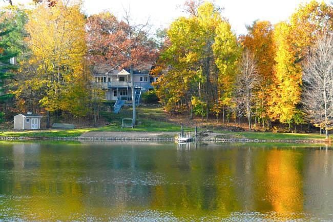 2nd image of 204 Hunter Lake Dr