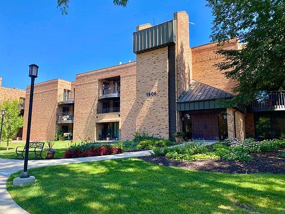 2nd image of 1906 E Shorewood Blvd Unit 354