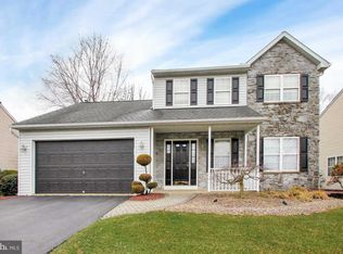 63 Cornerstone Dr, Blandon, PA