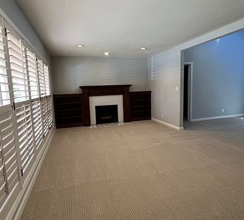 5th image of 529 Cuesta Dr