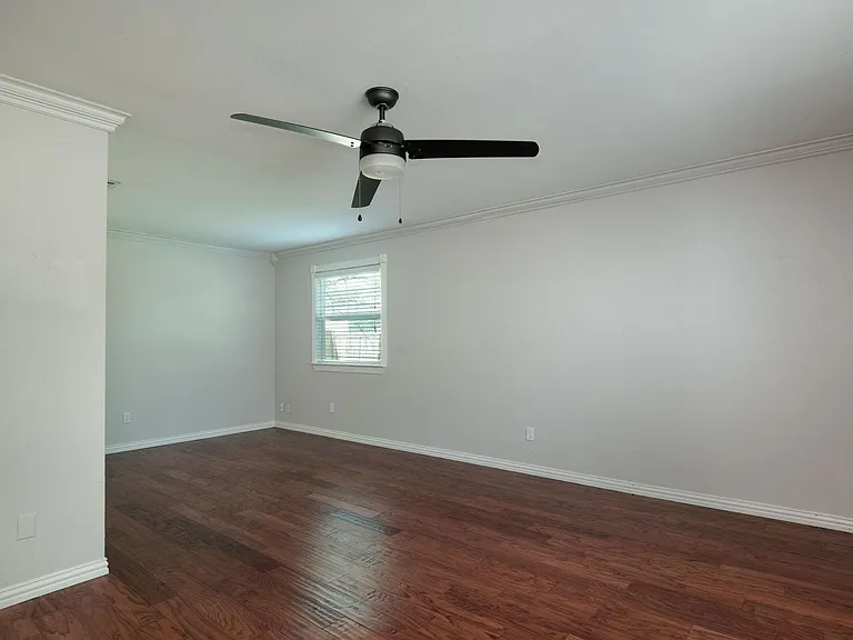 1745 Cricket Hollow Dr — Photo 12