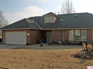 500 Chisholm Cir, Bartlesville, OK 74006