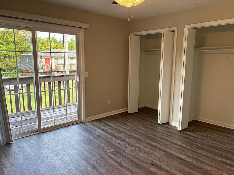 128 S Cedar Ln #2 — Photo 37