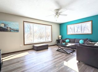 4710 Orleans Ln N, Plymouth, MN 55442