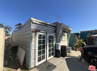 1422 E Rosecrans Ave SPC 15, Compton, CA 90221