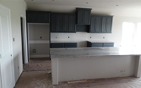 2nd image of 304 Sunnyside St