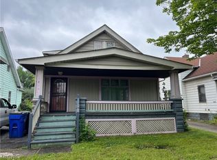 12804 Holborn Ave, Cleveland, OH 44105