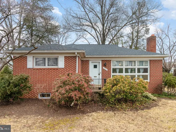 2020 Milltown Rd, Camp Hill, PA 17011