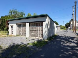 36 N Railroad St, Annville, PA 17003