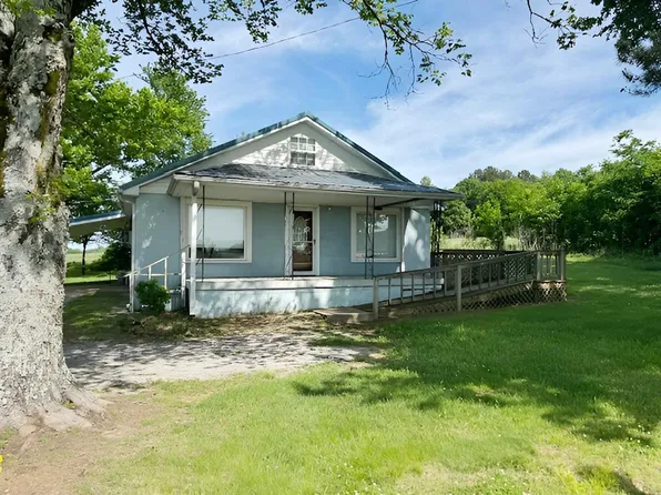 12704 Highway 79 S, Mc Kenzie, TN 38201