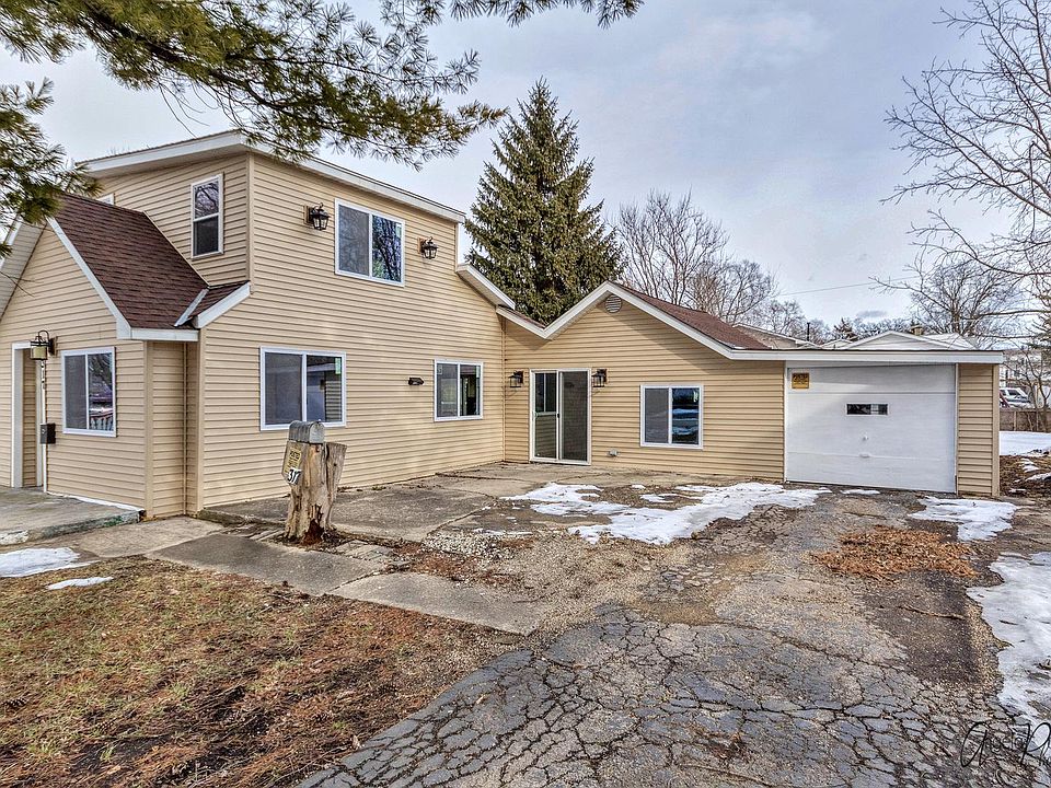 1st image of 317 Fairlawn Dr