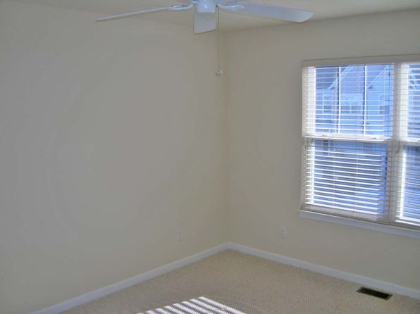 350 Schooner Ln