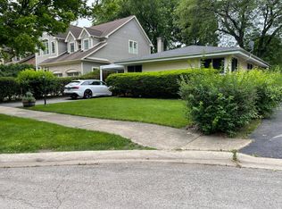 933 Cornell St, Wilmette, IL 60091