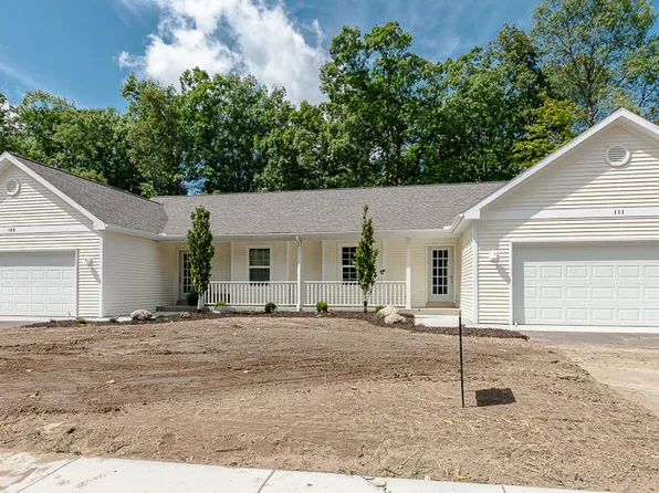 121 Depot Hill Ct, Allegan, MI 49010