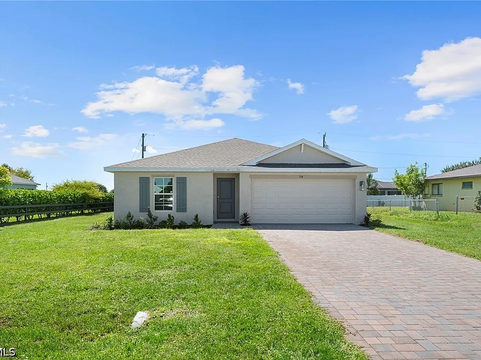 3030 SW 15th Place Cpe
