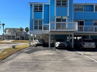 204 Jean Lafitte Cv, Galveston, TX 77554