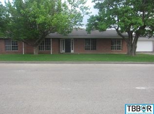 701 E Austin St, Troy, TX 76579