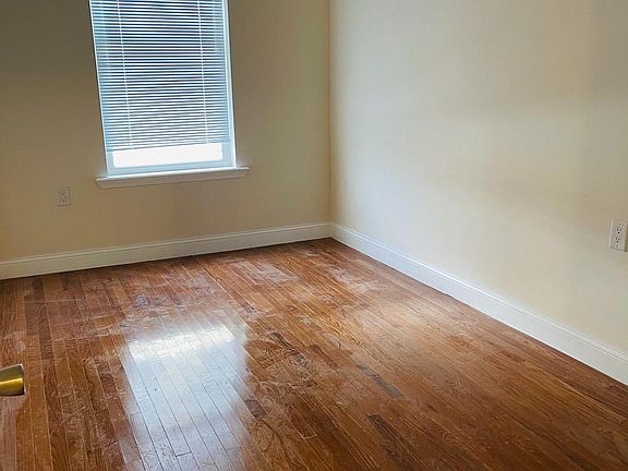 4th image of 1020 Callowhill St #3F