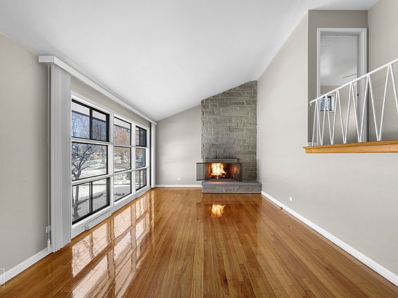 4th image of 428 E Atwater Ave