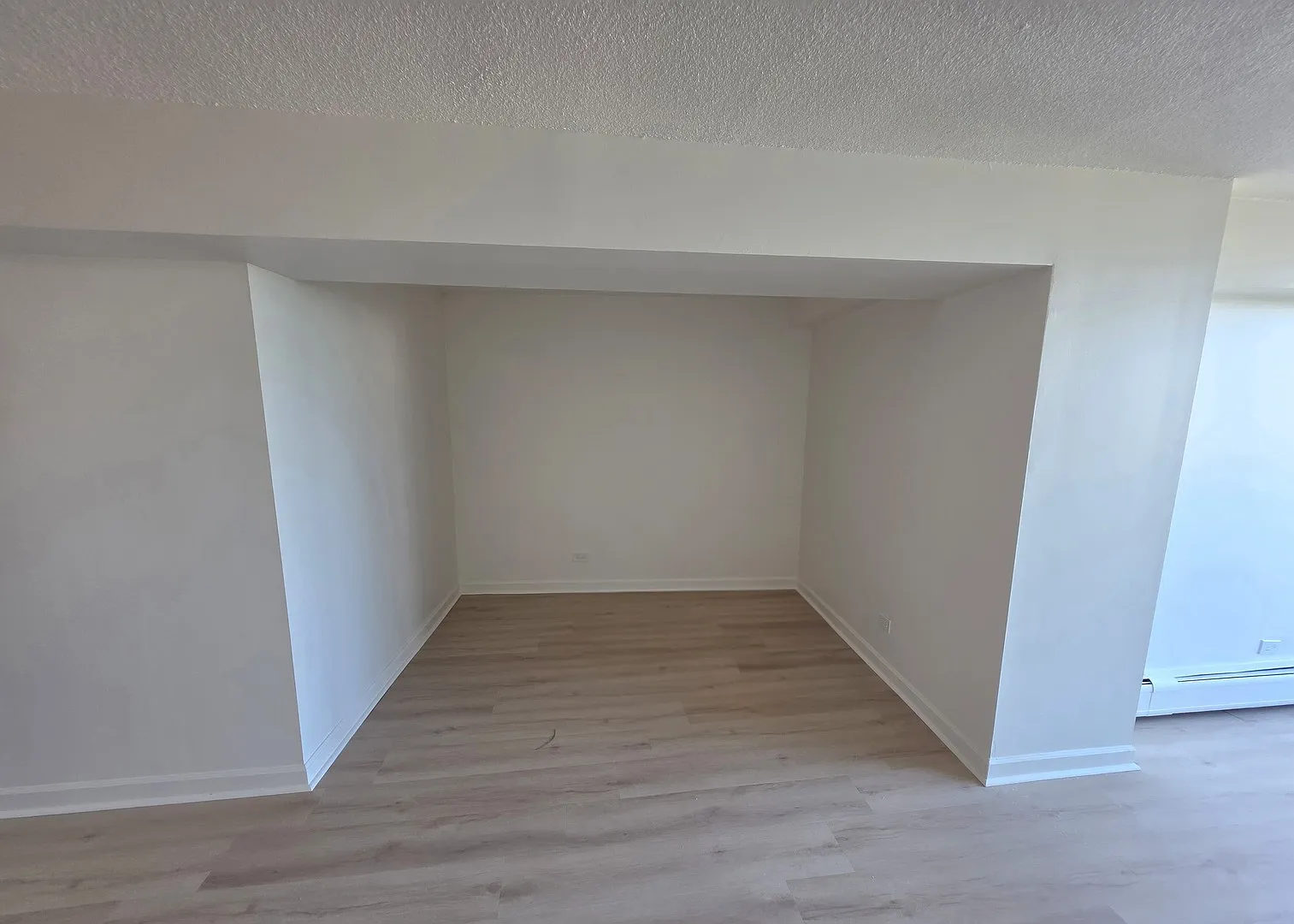 2 bed, 1235 sqft, $2,500 — Photo 4