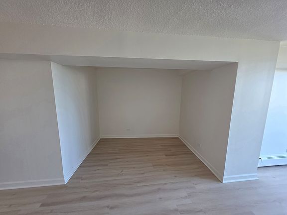 4th image of 2201 S Stewart Ave APT 6H
