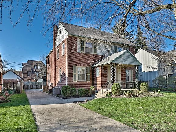 2nd image of 246 Wisteria Dr