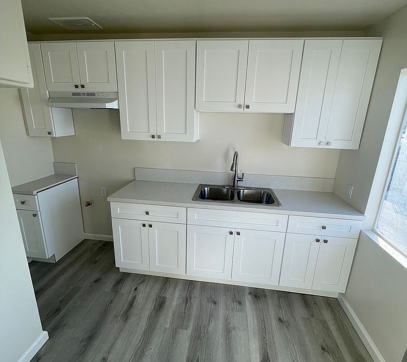 2nd image of 4119 Marlton Ave APT 10