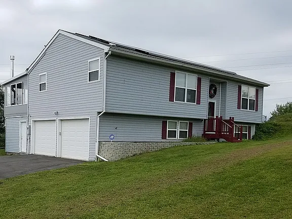 1073 State Route 40 — exterior photo
