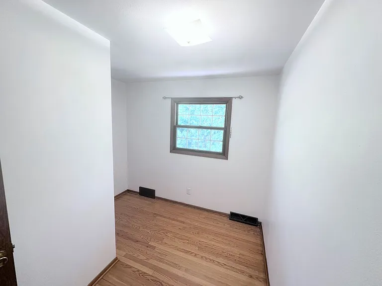 1502 & 1504 Prairie Rd — Photo 14