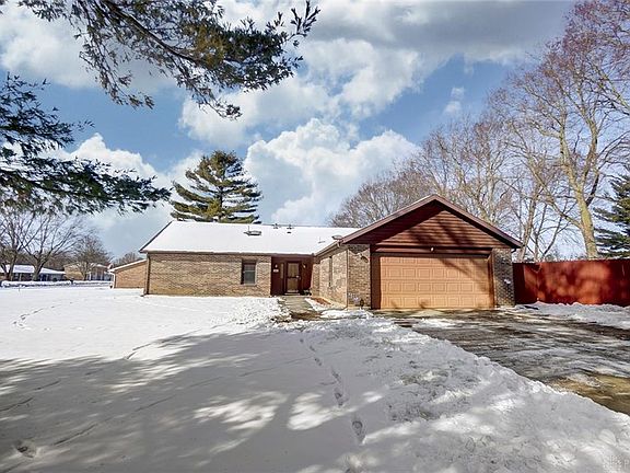 2nd image of 805 Brunswick Dr