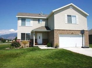 427 Wellington Dr, Kaysville, UT 84037