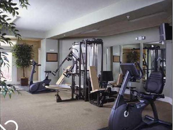 12938 University Cres APT 2B, Carmel, IN 46032