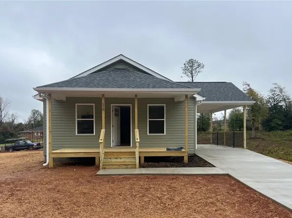 528 E South 5th St, Seneca, SC 29678