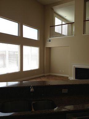 3rd image of 2201 Hartland Cir