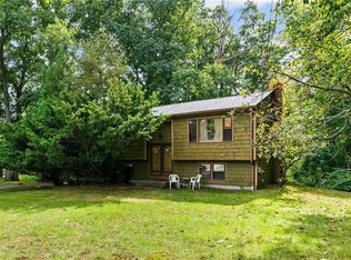 18 White Rock Rd, Coventry, RI 02816