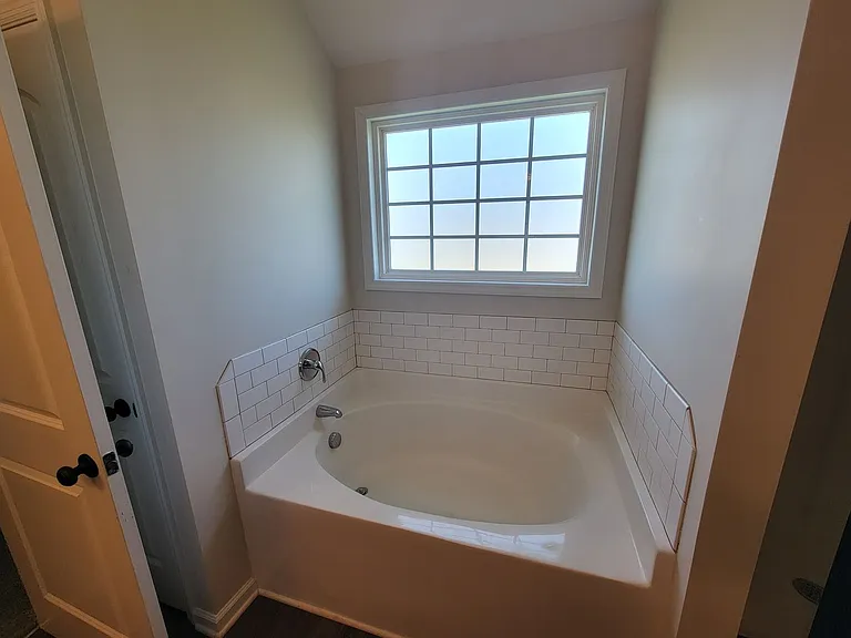 6026 Clifford St — Photo 16