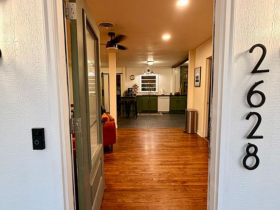 3rd image of 2628 Cravens Rd