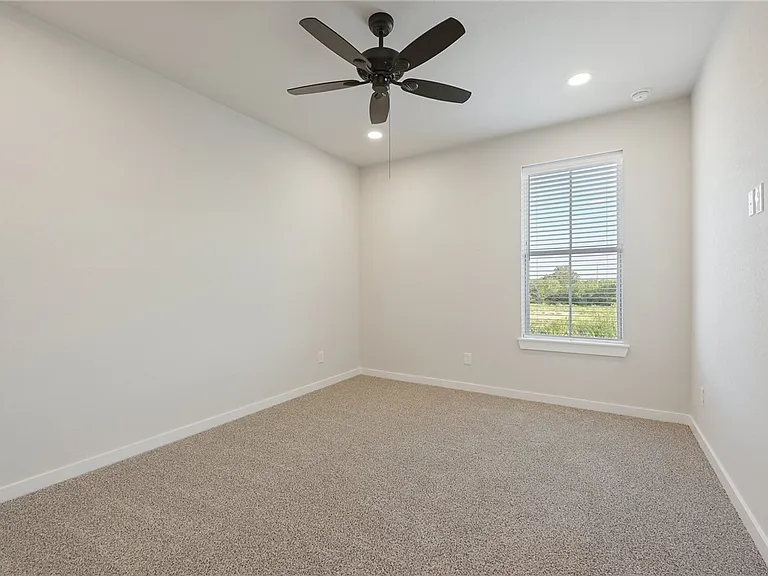 4091 General Pkwy — Photo 10