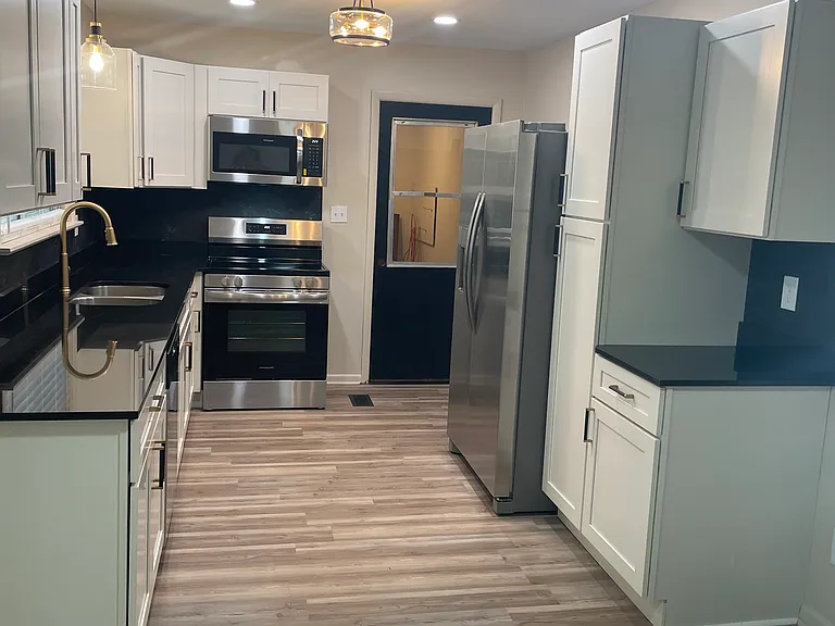 1217 Cranbrook Dr — Photo 11
