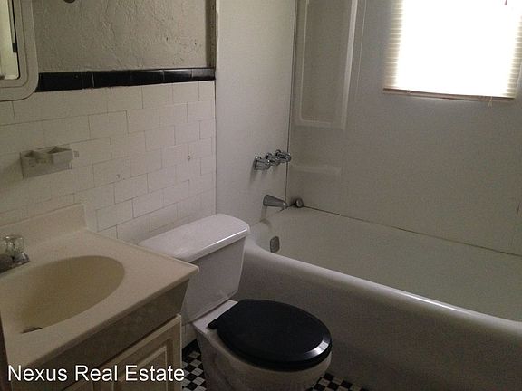 4th image of 2740 Voelkel Ave APT 1