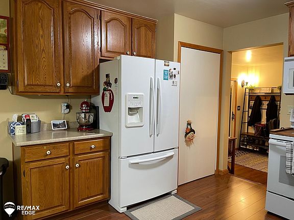 2nd image of 13424 Blueberry Ln