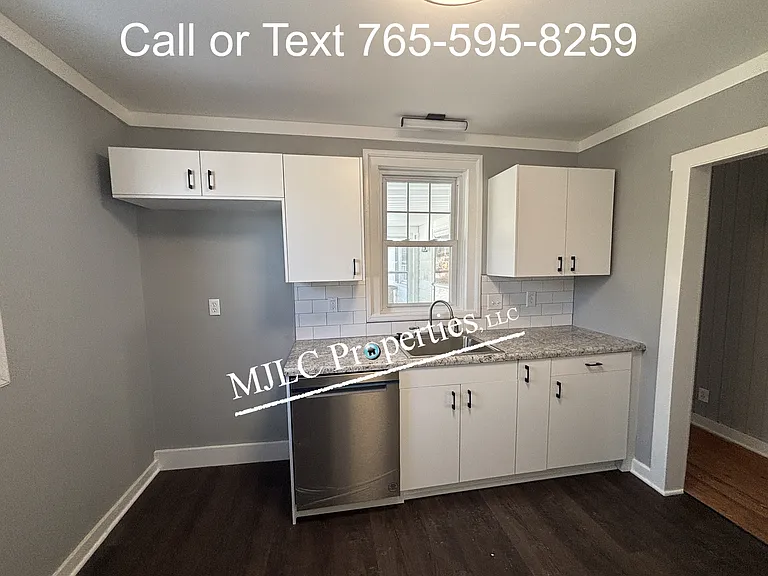 720 S Richmond St — Photo 4