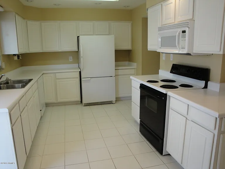 6523 S La Corta Dr — Photo 5
