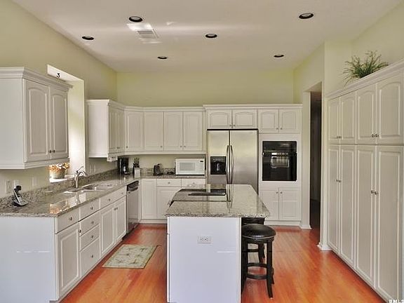 2nd image of 7 River Bend Drive