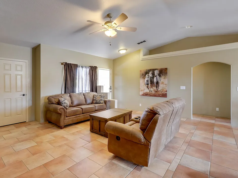 2598 Rainbow Ave N #ID1545704P